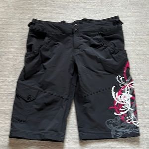 North face women’s board shorts. Size large.